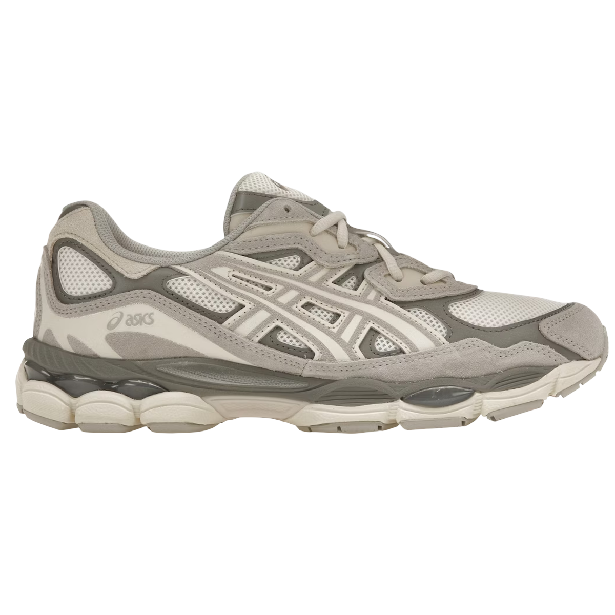 Asics Gel-NYC Oyster Grey sneakers i en stilfuld sideprofil med grå mesh-detaljer, ruskinds-overlays og den ikoniske stødabsorberende Gel-sål.