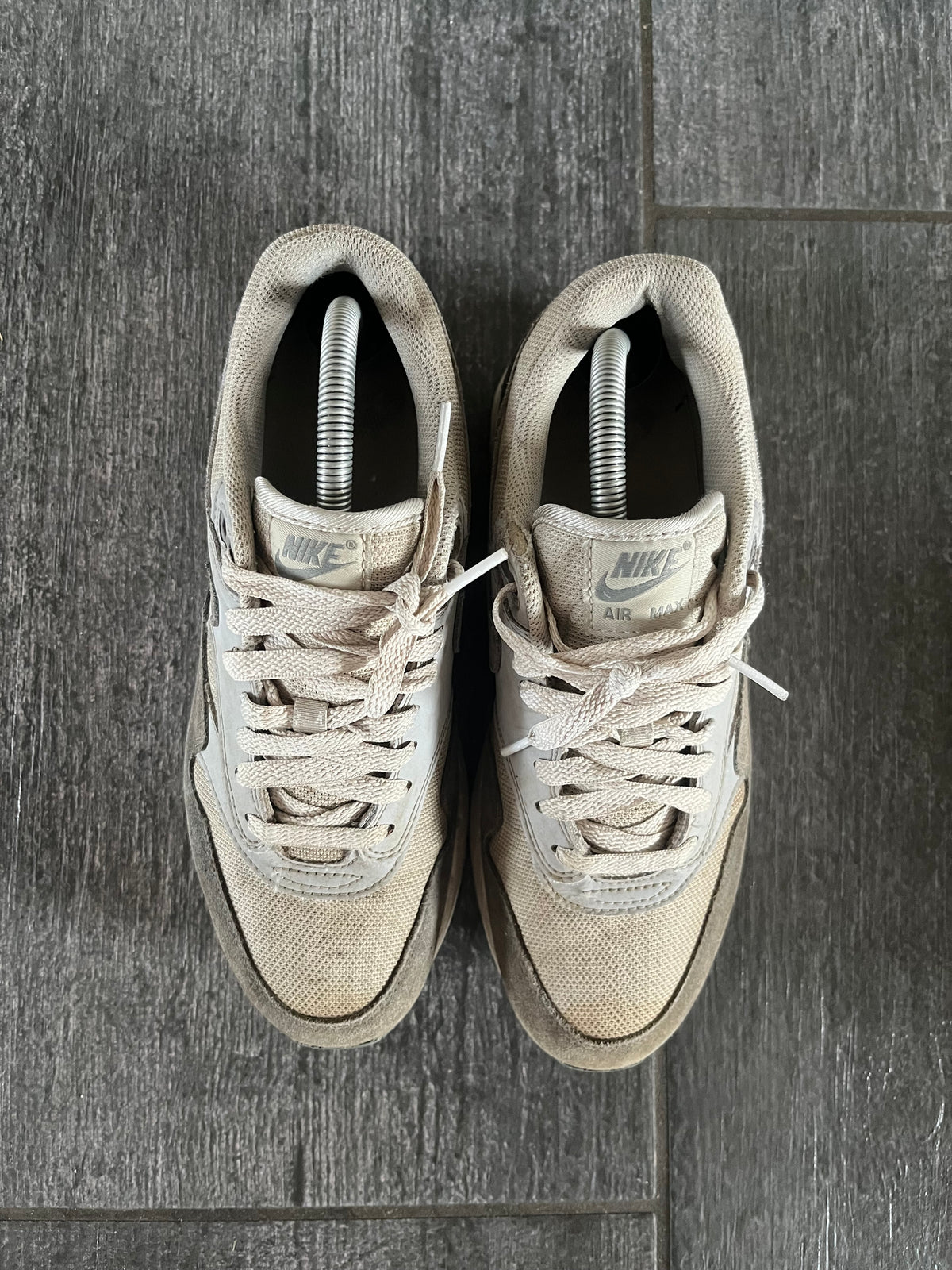 Nike Air Max 1 photon dust Wolf Grey