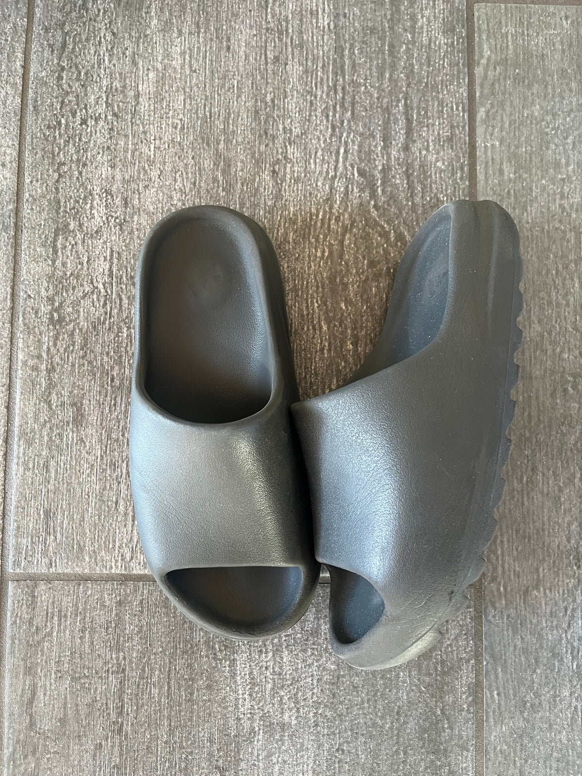 Yeezy slide Onyx