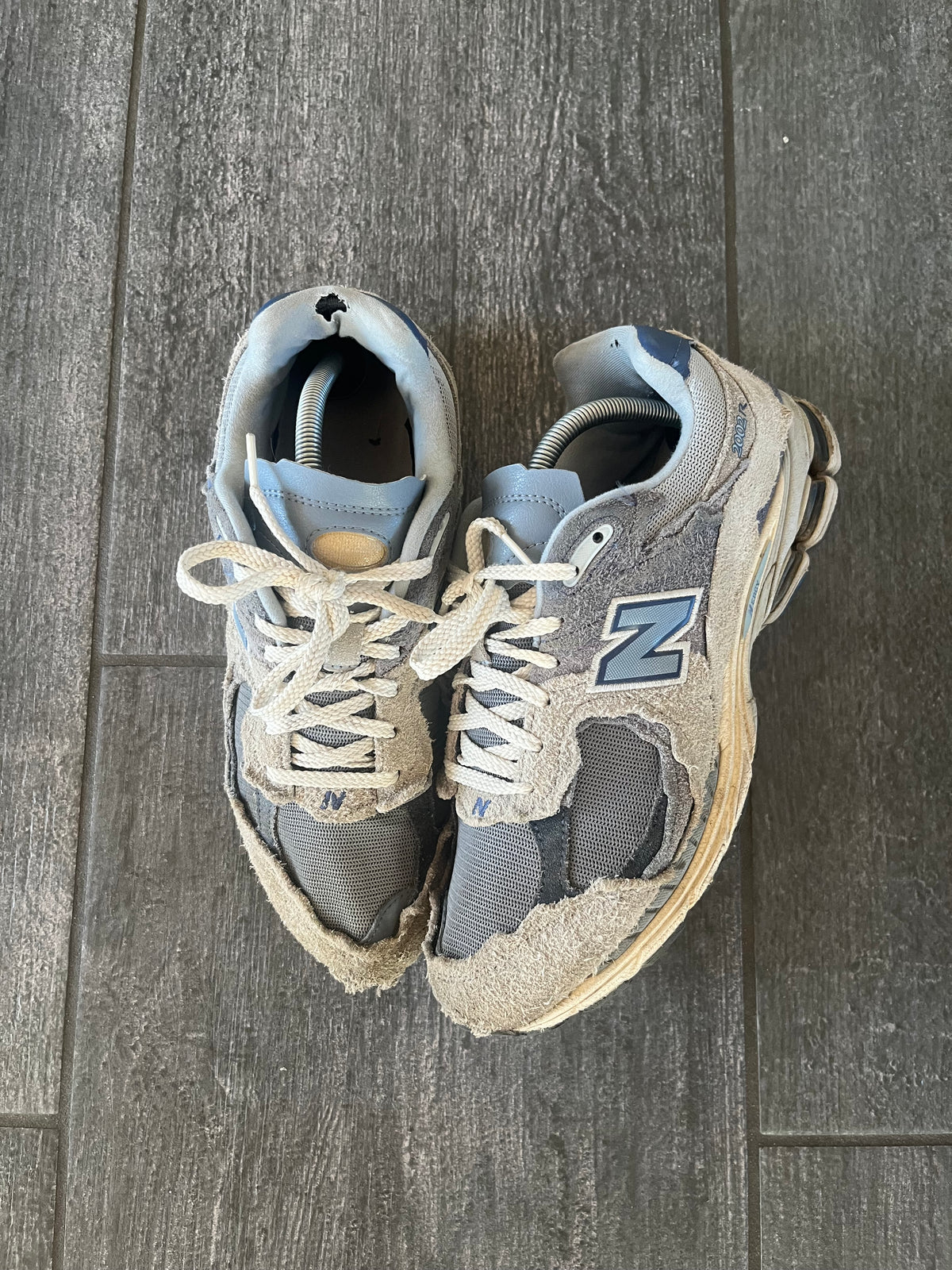 New balance 2002r protection pack magnet raincloud