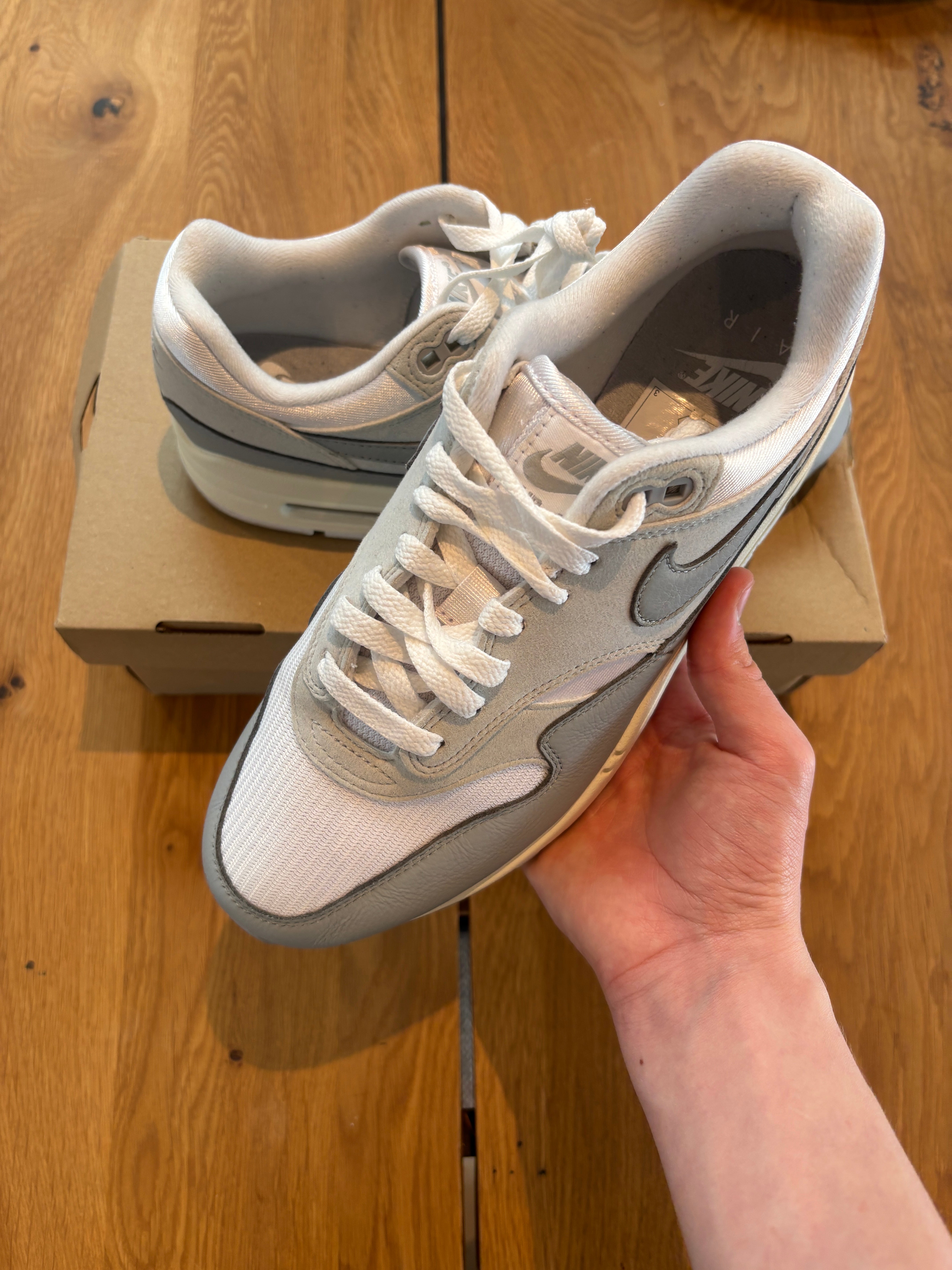Nike Air Max 1 Pure Platinum