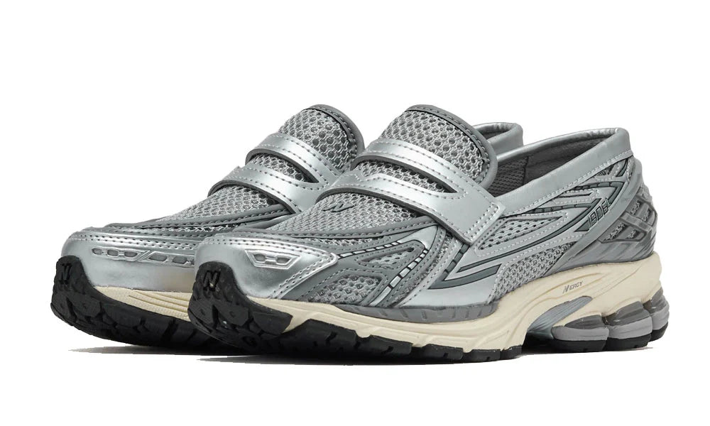 New Balance 1906L Metallic Silver